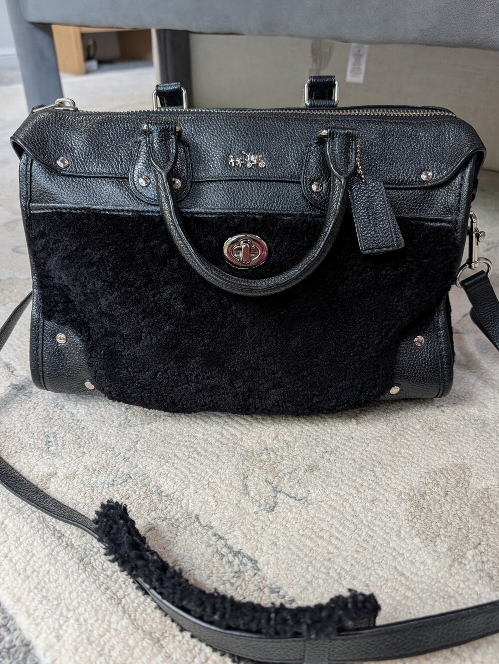 Coach Rhyder 30 Black Leather & Shearling Duffel Satchel - Picture 2 of 14